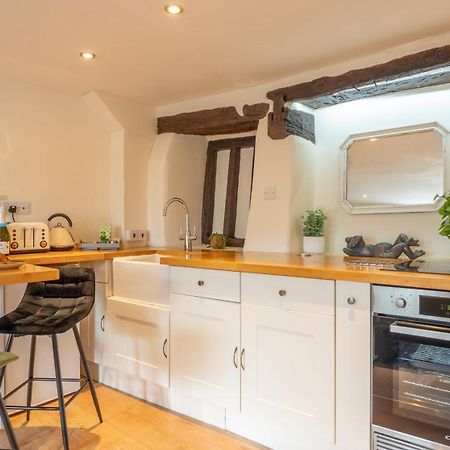 Wee Toad Hole Heart Of Kendal - Cottage Sleeps 4-6 - Dogs Welcome Екстер'єр фото